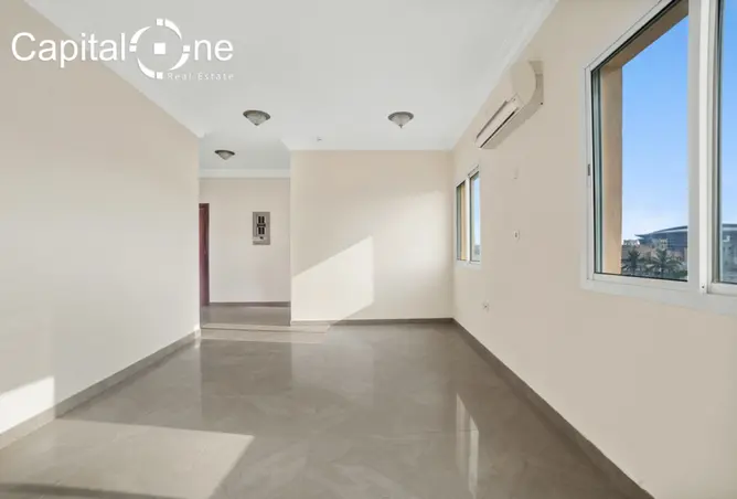 63025902 - Property Image 3