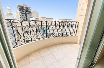 Apartment - 1 Bedroom - 1 Bathroom for rent in Old Salata - Salata - Doha