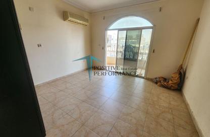 Apartment - 1 Bedroom - 1 Bathroom for rent in Old Salata - Salata - Doha Apartment - 1 Bedroom - 1 Bathroom for rent in Old Salata - Salata - Doha