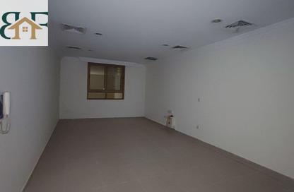 Apartment - 3 Bedrooms - 3 Bathrooms for rent in Al Sadd - Doha