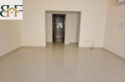Apartment - 2 Bedrooms - 2 Bathrooms for rent in Al Mansoura - Al Mansoura - Doha
