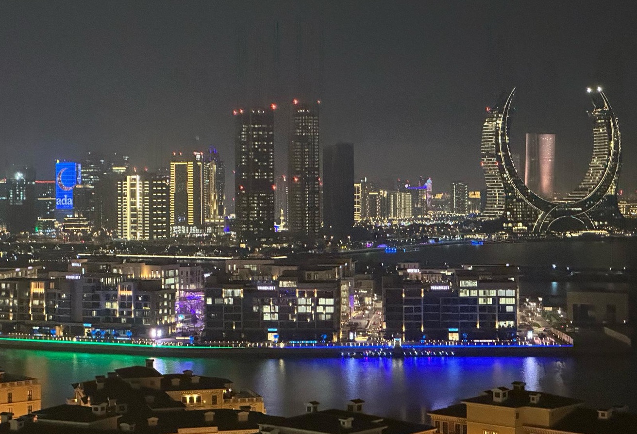 1+OFFiCE Higher Floor Huge Size City View thumbnail 5