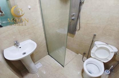 Apartment - Studio - 1 Bathroom for rent in Umm Ghwailina Comm - Umm Ghuwalina - Umm Ghuwailina - Doha