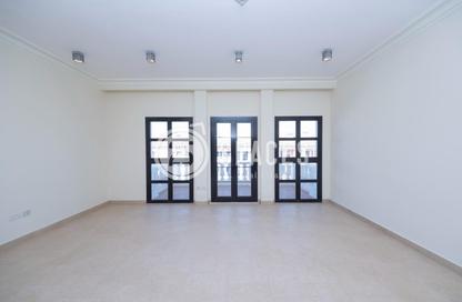 Apartment - 1 Bedroom - 2 Bathrooms for rent in Gondola - Qanat Quartier - The Pearl Island - Doha