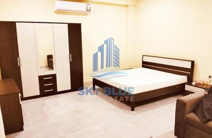 Apartment - Studio for rent in Al Duhail - Al Duhail - Doha