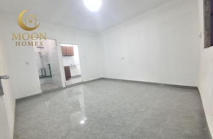 Apartment - Studio - 1 Bathroom for rent in Umm Ghwailina Comm - Umm Ghuwalina - Umm Ghuwailina - Doha Apartment - Studio - 1 Bathroom for rent in Umm Ghwailina Comm - Umm Ghuwalina - Umm Ghuwailina - Doha