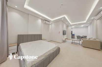 Apartment - Studio - 1 Bathroom for rent in Jaidah Square - Umm Ghuwalina - Umm Ghuwailina - Doha