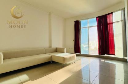 Apartment - 1 Bedroom - 1 Bathroom for rent in Umm Ghwailina Comm - Umm Ghuwalina - Umm Ghuwailina - Doha