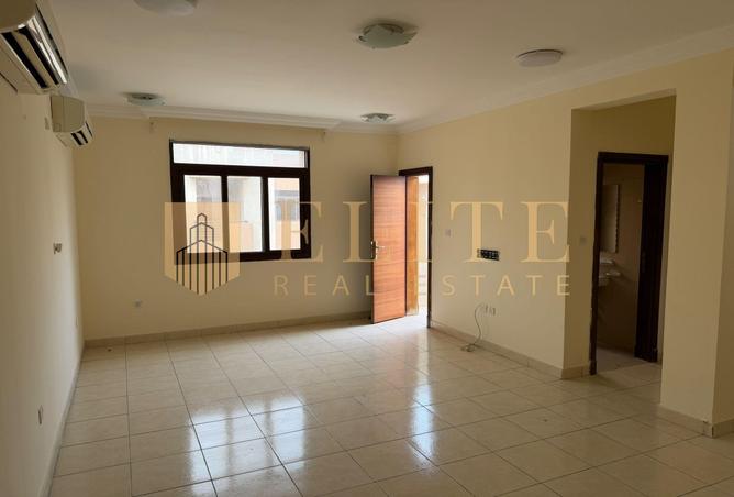 52042917 - Property Main Image