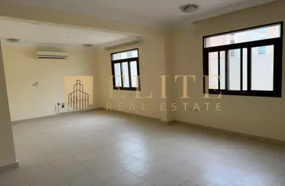 فيلا - 7 غرف نوم - 6 حمامات للايجار في شارع  بو هامو - أبو هامور - الدوحة