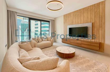 Apartment - 2 Bedrooms - 3 Bathrooms for sale in Lusail Marina Heights - Marina District - Lusail
