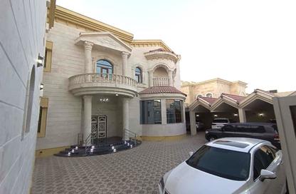 فيلا - 8 غرف نوم - 8 حمامات للبيع في شارع ام السنيم - عين خالد - الدوحة فيلا - 8 غرف نوم - 8 حمامات للبيع في شارع ام السنيم - عين خالد - الدوحة