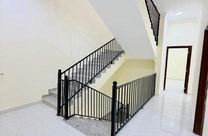 Compound - 7 Bedrooms - 6 Bathrooms for rent in Umm Qarn - Al Daayen