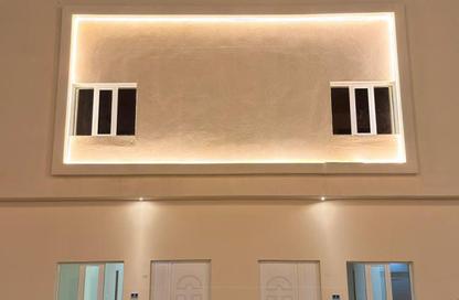 Compound - 7 Bedrooms - 6 Bathrooms for rent in Umm Qarn - Al Daayen