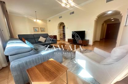 Apartment - 2 Bedrooms - 3 Bathrooms for rent in West Bay Tower - West Bay - West Bay - Doha