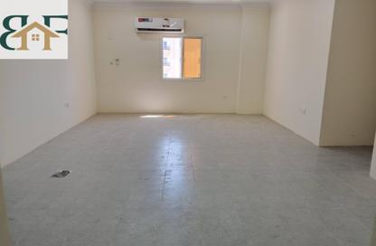 Apartment - 3 Bedrooms - 3 Bathrooms for rent in Al Muntazah Street - Al Muntazah - Doha