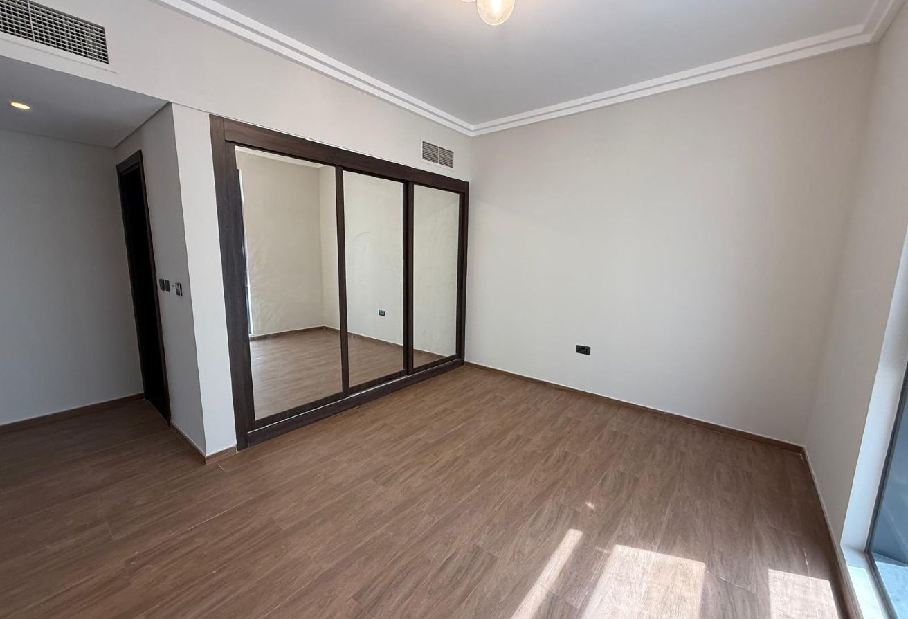 1 BHK - Only 2 % Down payment I SF I Lease to own thumbnail 4