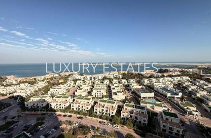 Apartment - 3 Bedrooms - 4 Bathrooms for rent in Floresta Gardens - Floresta Gardens - The Pearl Island - Doha Apartment - 3 Bedrooms - 4 Bathrooms for rent in Floresta Gardens - Floresta Gardens - The Pearl Island - Doha