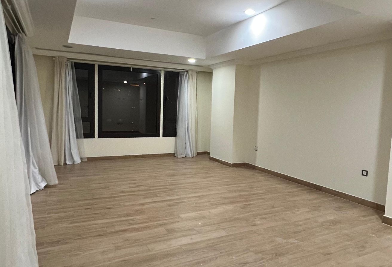 Spacious 2 BHK Semi Furnished|With Balcony| thumbnail 9