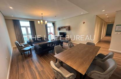 Apartment - 3 Bedrooms - 5 Bathrooms for sale in Floresta Gardens - Floresta Gardens - The Pearl Island - Doha