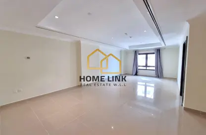 Apartment - 1 Bedroom - 2 Bathrooms for rent in East Porto Drive - Porto Arabia - The Pearl Island - Doha