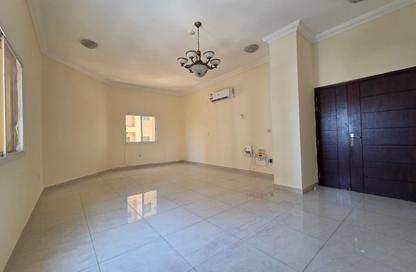 Apartment - 3 Bedrooms - 3 Bathrooms for rent in Ibn Asakir Street - Najma - Doha
