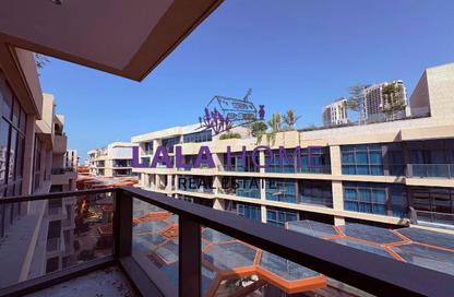 Apartment - 1 Bedroom - 2 Bathrooms for rent in Crystal Residence - Gewan Island - The Pearl Island - Doha Apartment - 1 Bedroom - 2 Bathrooms for rent in Crystal Residence - Gewan Island - The Pearl Island - Doha