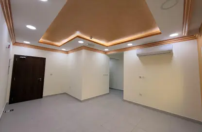 Apartment - 2 Bedrooms - 2 Bathrooms for rent in Old Airport Residential Apartments - Old Airport Road - Doha