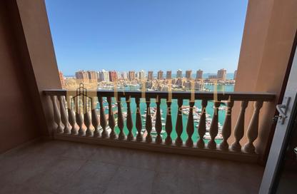 Apartment - 2 Bedrooms - 2 Bathrooms for rent in East Porto Drive - Porto Arabia - The Pearl Island - Doha