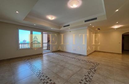 Apartment - 2 Bedrooms - 2 Bathrooms for rent in East Porto Drive - Porto Arabia - The Pearl Island - Doha