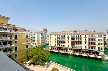 Apartment - 3 Bedrooms - 4 Bathrooms for rent in Carnaval - Qanat Quartier - The Pearl Island - Doha Apartment - 3 Bedrooms - 4 Bathrooms for rent in Carnaval - Qanat Quartier - The Pearl Island - Doha