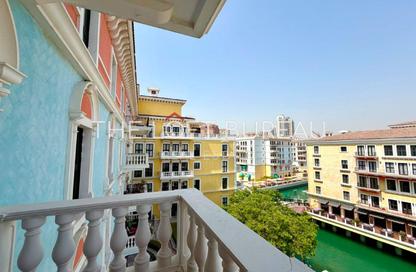 Apartment - 3 Bedrooms - 4 Bathrooms for rent in Carnaval - Qanat Quartier - The Pearl Island - Doha