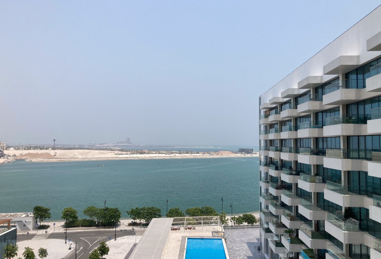 1bhk luxury newly furnished with full sea view exc thumbnail 11