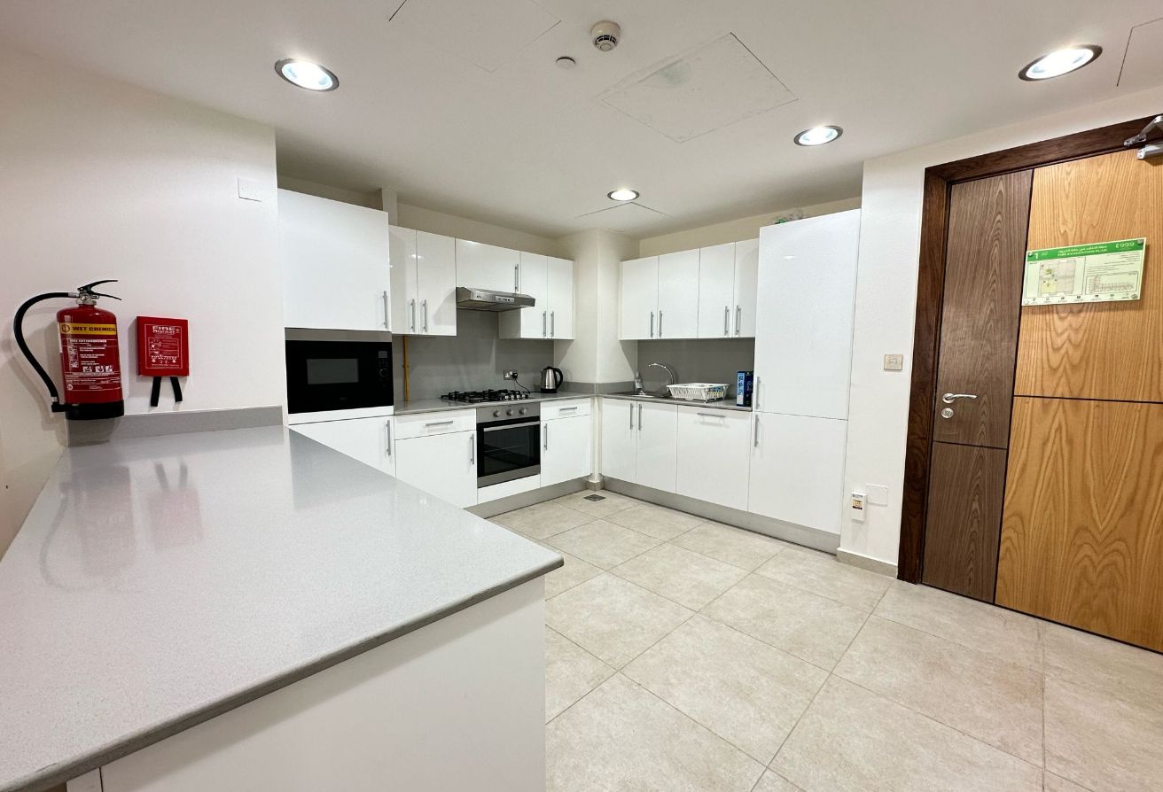 1bhk luxury newly furnished with full sea view exc thumbnail 7