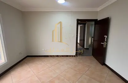 فيلا - 5 غرف نوم - 3 حمامات للايجار في الثمامة - الثمامة - الدوحة