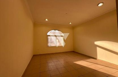 Compound - 4 Bedrooms - 4 Bathrooms for rent in Villa Verde - Muraikh - AlMuraikh - Doha