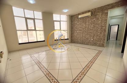 Apartment - 2 - 2 for rent in Madinat Khalifa Building 58 - Madinat Khalifa South - Madinat Khalifa - Doha
