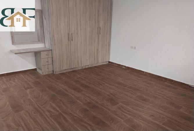 2OsO4AG3r28 - Property Image 2