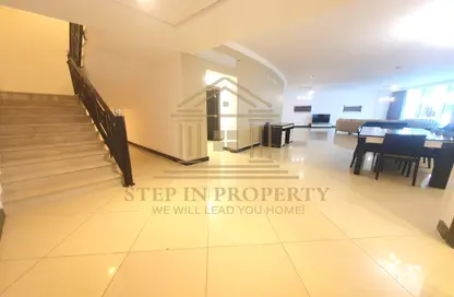 Duplex - 3 Bedrooms - 5 Bathrooms for rent in West Bay Tower - West Bay - West Bay - Doha