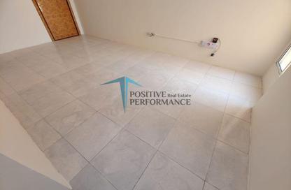 Apartment - 2 Bedrooms - 2 Bathrooms for rent in Al Nasr Street - Al Nasr - Doha