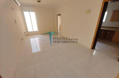 Apartment - 2 Bedrooms - 2 Bathrooms for rent in Al Nasr Street - Al Nasr - Doha