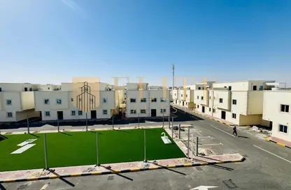 Villa - 6 Bedrooms - 6 Bathrooms for rent in Al Kheesa - Al Kheesa - Umm Salal Mohammed