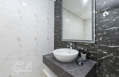 Apartment - 2 Bedrooms - 3 Bathrooms for rent in Lusail City - Lusail