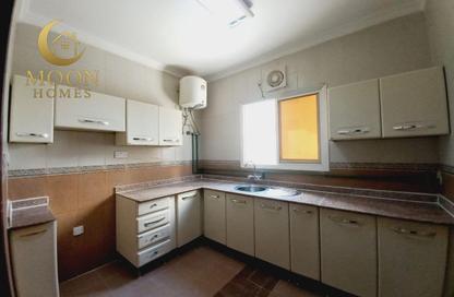 Apartment - 2 Bedrooms - 1 Bathroom for rent in Al Mansoura - Al Mansoura - Doha