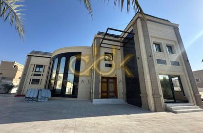 Villa - 5 Bedrooms - 7 Bathrooms for rent in Legtaifiya Lagoon - West Bay - Doha