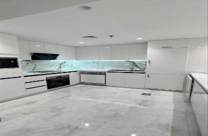 Apartment - 2 Bedrooms - 3 Bathrooms for rent in East Porto Drive - Porto Arabia - The Pearl Island - Doha Apartment - 2 Bedrooms - 3 Bathrooms for rent in East Porto Drive - Porto Arabia - The Pearl Island - Doha