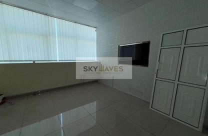 Retail - Studio - 2 Bathrooms for rent in Ain Khalid Gate - Ain Khaled - Doha Retail - Studio - 2 Bathrooms for rent in Ain Khalid Gate - Ain Khaled - Doha