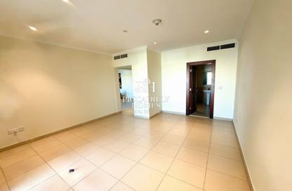Apartment - 2 Bedrooms - 3 Bathrooms for rent in West Porto Drive - Porto Arabia - The Pearl Island - Doha
