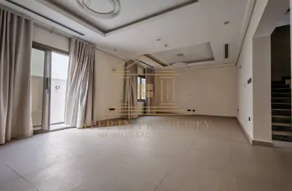 Villa - 4 Bedrooms - 4 Bathrooms for rent in Urwa Bin Masoud Street - Al Messila - Doha