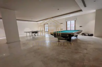 Villa - 4 Bedrooms - 4 Bathrooms for rent in Urwa Bin Masoud Street - Al Messila - Doha